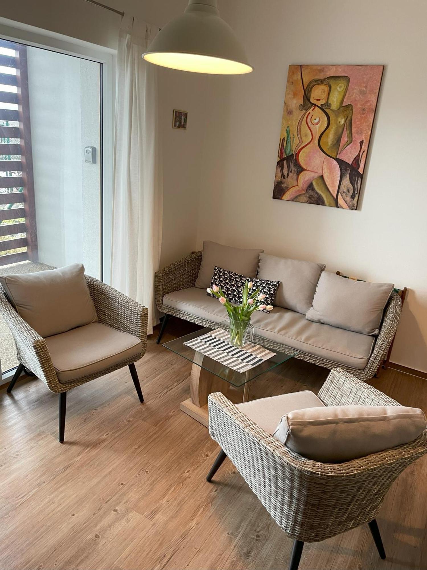 Apartmany Dolní Dunajovice Exteriör bild