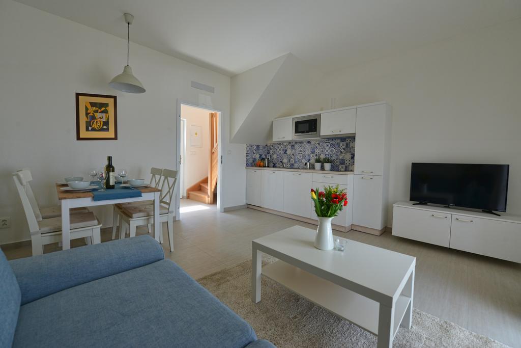 Apartmany Dolní Dunajovice Exteriör bild
