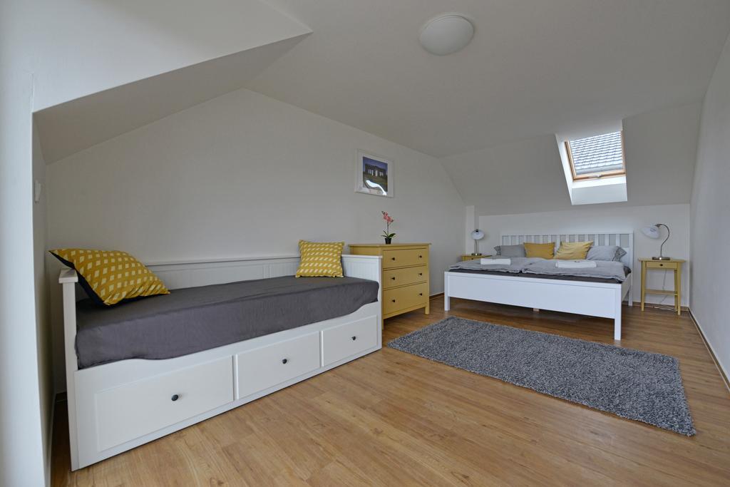 Apartmany Dolní Dunajovice Exteriör bild